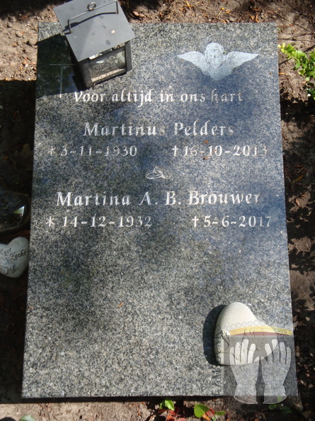 pelders.tinus 1930-2013 brouwer.m.a.b. 1932-2017 g.