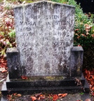 steen.van.m.e 1904-1992 boezer.a.j 1897-1993 g